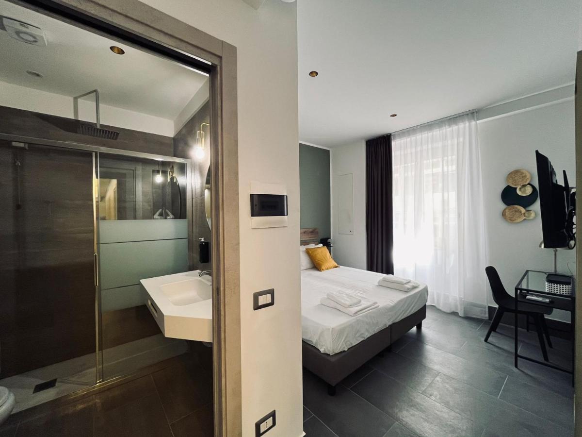 Smart Rooms Неаполь Экстерьер фото