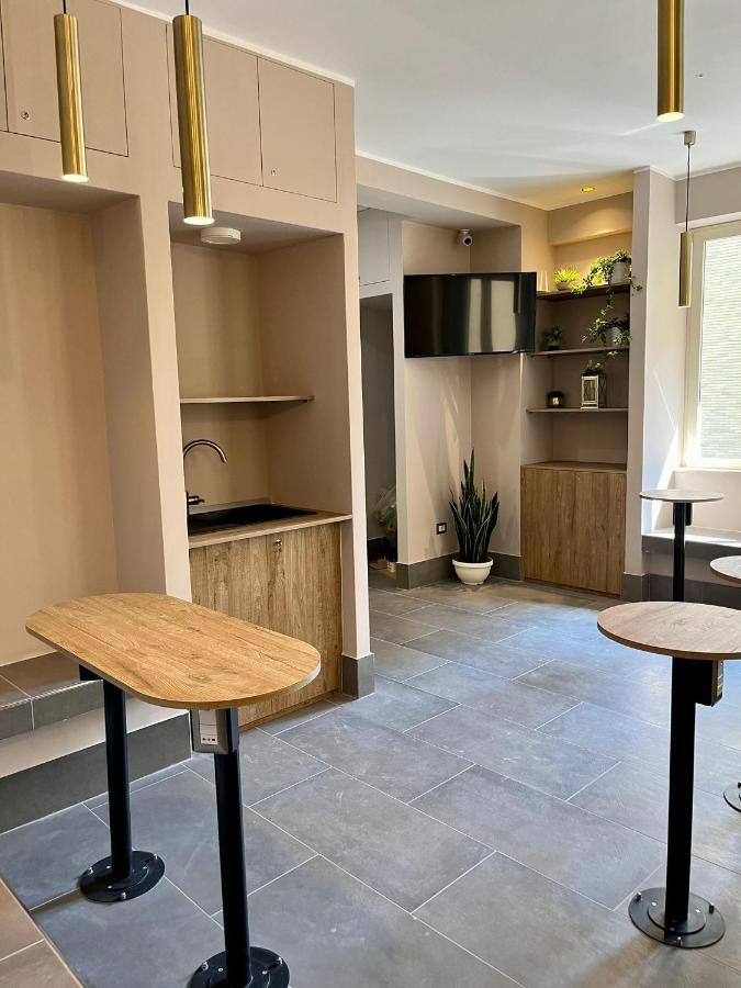 Smart Rooms Неаполь Экстерьер фото