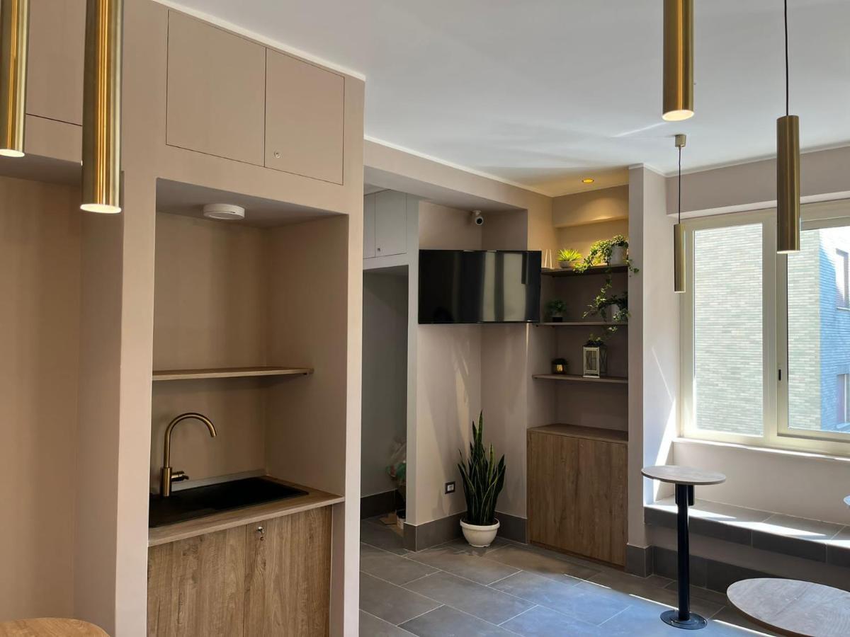 Smart Rooms Неаполь Экстерьер фото
