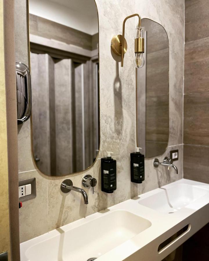 Smart Rooms Неаполь Экстерьер фото