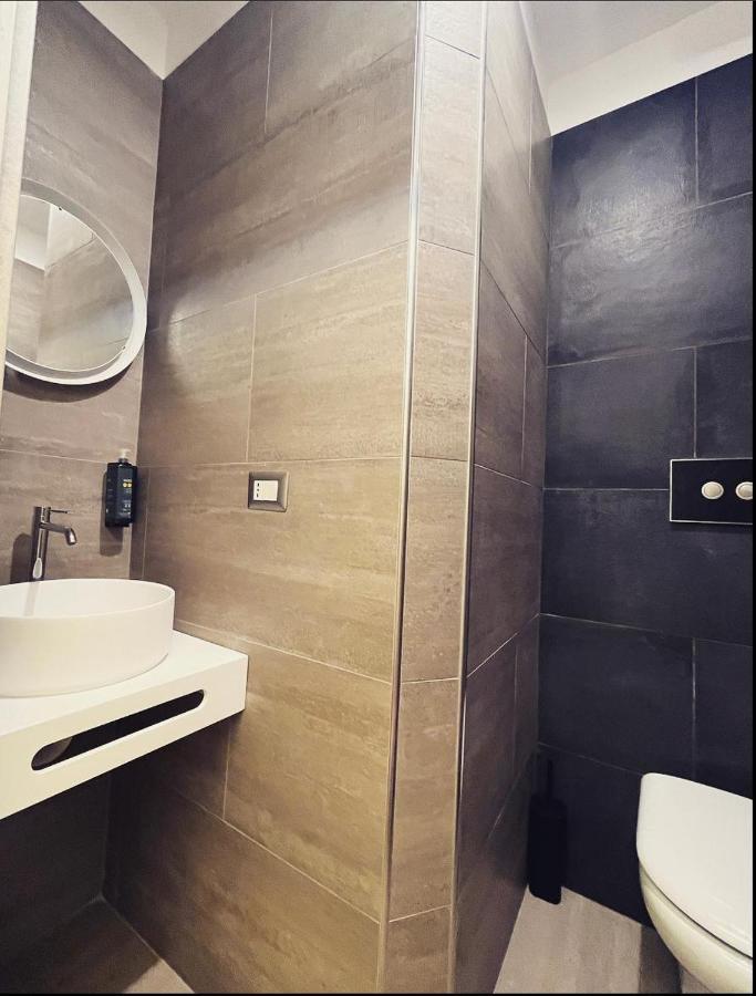 Smart Rooms Неаполь Экстерьер фото